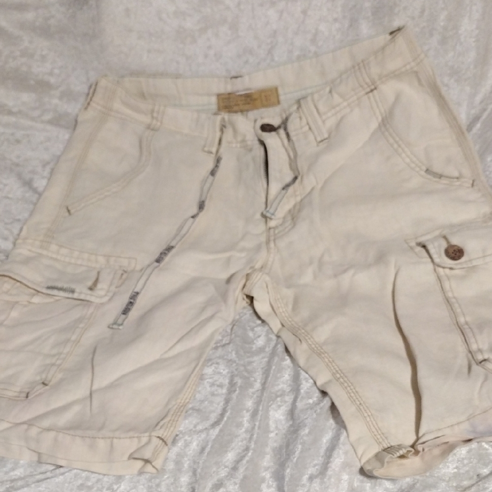 True Religion Cream Linen Cargo Shorts Relaxed Fit